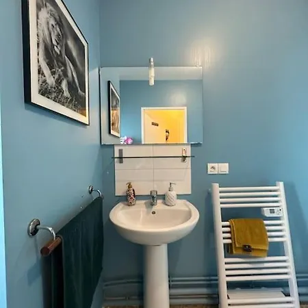 Charming And Cozy *